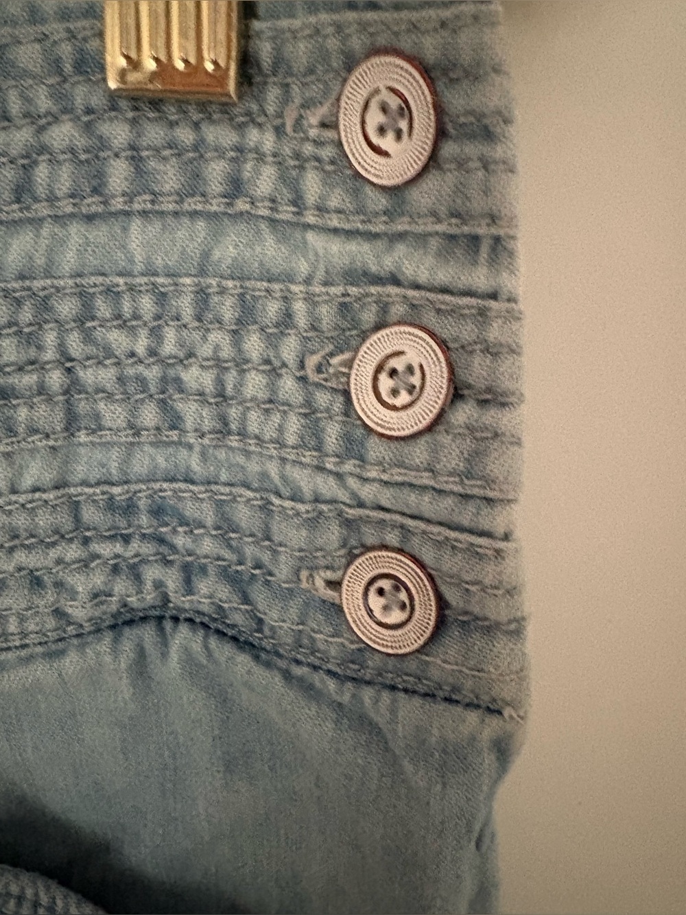Anthropologie Light Blue Smocked Waist Denim Shorts - Size 8 - Picture 4 of 10